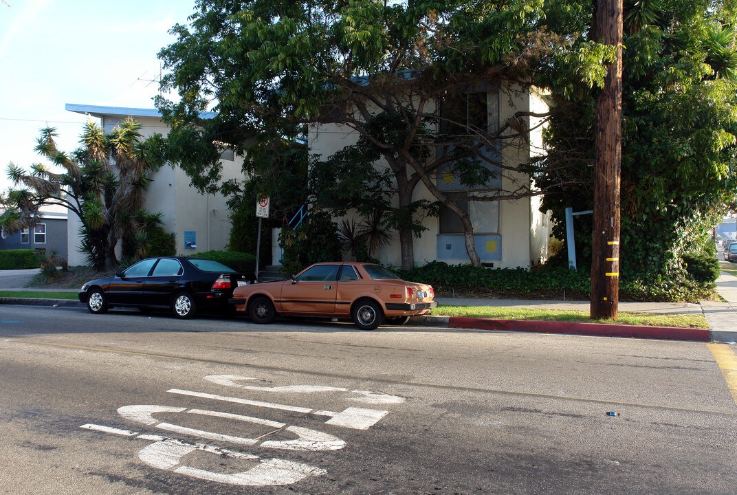 433 Venice Way in Inglewood, CA - Foto de edificio
