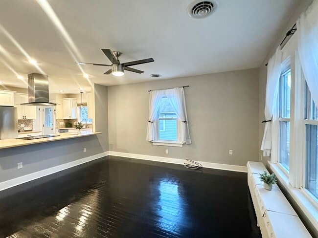 549 Watervliet Shaker Rd in Latham, NY - Building Photo - Building Photo