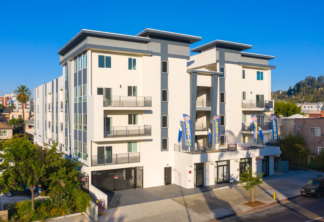 MONARCH APARTMENTS in Los Angeles, CA - Building Photo