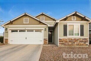 4665 S 38th Ln in Phoenix, AZ - Building Photo