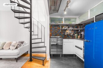 61 Lexington Ave in New York, NY - Building Photo - Building Photo