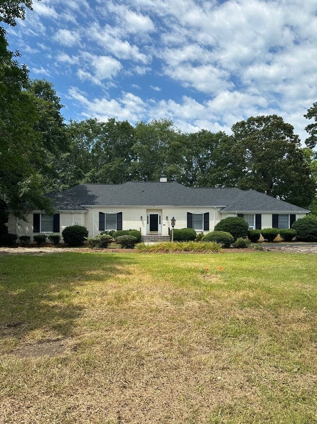 property at 510 Walnut Creek Dr