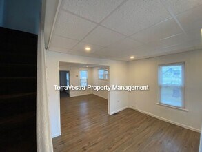9-11 E Hodges Ave in Lawnside, NJ - Building Photo - Building Photo