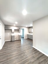 401 N 3rd St in Earlville, IL - Building Photo - Building Photo