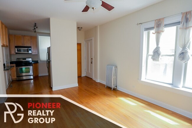 1946 W Leland Ave, Unit #2