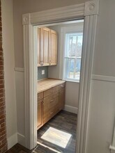 75 Boynton St, Unit 2 in Manchester, NH - Building Photo - Building Photo