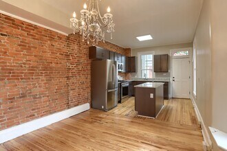 206 Reily St in Harrisburg, PA - Building Photo - Building Photo