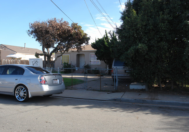 615 Florence St in Imperial Beach, CA - Building Photo - Building Photo