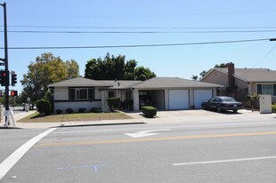 1452 Curtner Ave in San Jose, CA - Building Photo