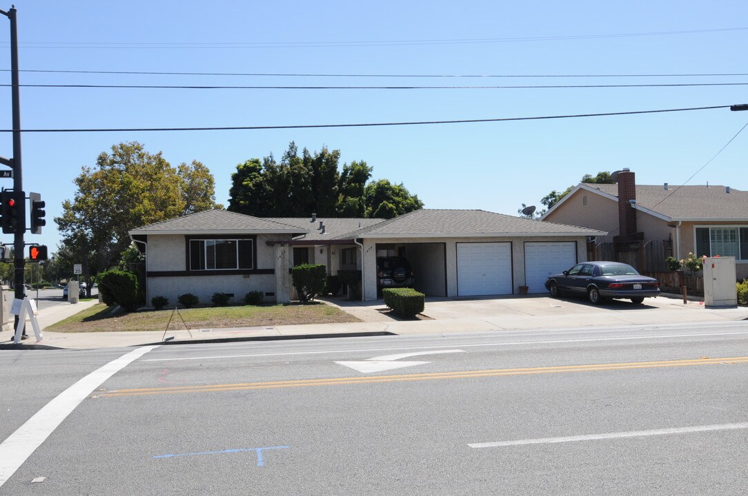 1452 Curtner Ave in San Jose, CA - Foto de edificio