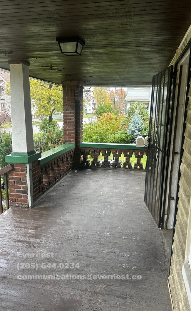 3046 E 130th St in Cleveland, OH - Building Photo - Building Photo