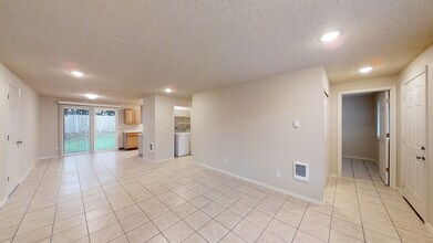 17416 8th Avenue Ct E in Spanaway, WA - Building Photo - Building Photo