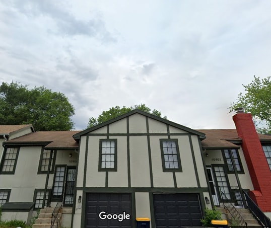 10904 Mckinley Dr in Kansas City, MO - Building Photo - Building Photo