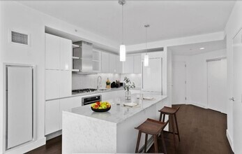 77 Hudson St in Jersey City, NJ - Building Photo - Building Photo