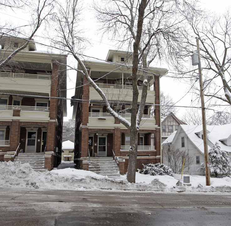 148-150 E Gorham St in Madison, WI - Foto de edificio