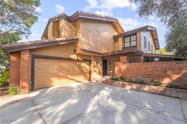 968 Pinehurst Dr in Las Vegas, NV - Foto de edificio - Building Photo
