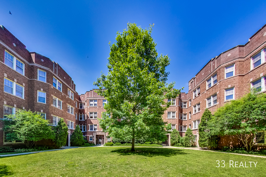 123 S Clinton Ave-Unit -G in Oak Park, IL - Building Photo