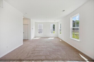 278 Catawba Br Wy in Moncks Corner, SC - Foto de edificio - Building Photo