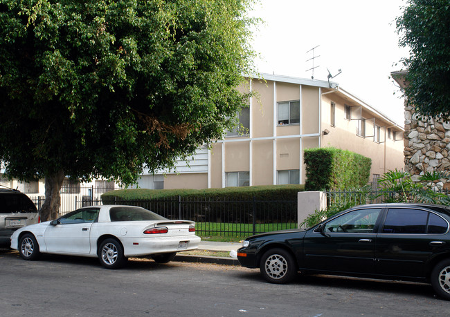 822 N Eucalyptus Ave in Inglewood, CA - Building Photo - Building Photo