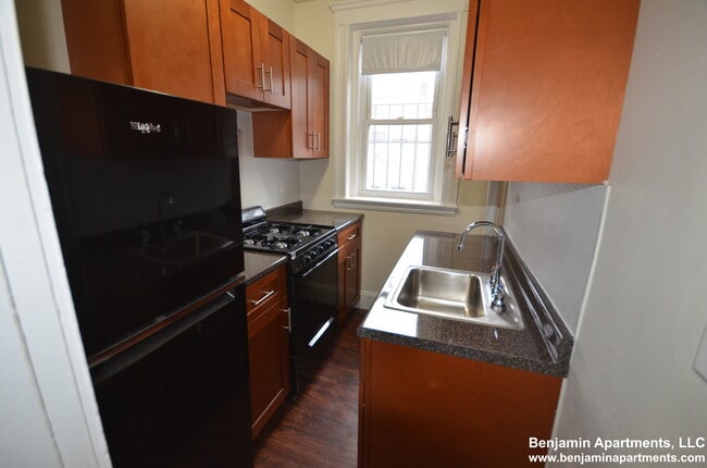 1175 Boylston St, Unit 46 in Boston, MA - Building Photo - Building Photo
