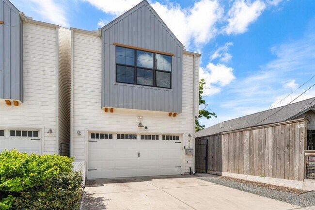 929 Nadine St in Houston, TX - Building Photo - Building Photo