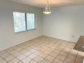 647 Fairmont Ave, Unit C in Safety Harbor, FL - Building Photo - Building Photo
