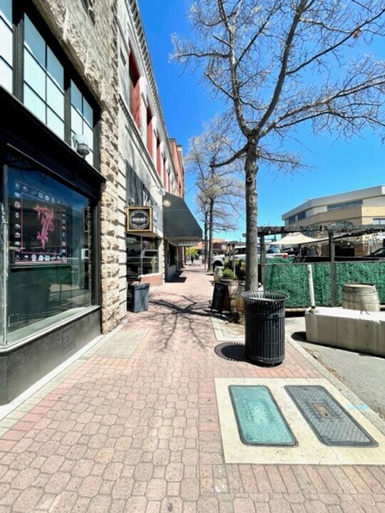 1033 NW Bond St-Unit -Ste 230 in Bend, OR - Building Photo