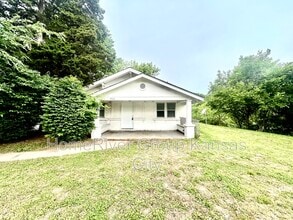 700 S Hawthorne Ave in Independence, MO - Building Photo - Building Photo