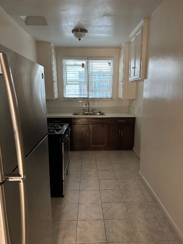 4286 Leimert Blvd in Los Angeles, CA - Building Photo - Building Photo