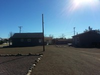 145 W Wickenburg Way in Wickenburg, AZ - Foto de edificio - Building Photo