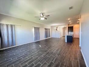 1506 Sambar Lp in Laredo, TX - Building Photo - Building Photo