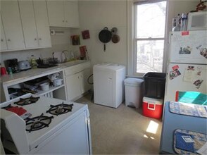 2711 Aldrich Ave S-Unit -2711 in Minneapolis, MN - Building Photo - Building Photo