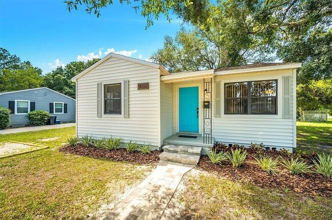 property at 408 61st Ave NE