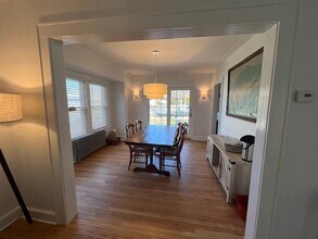 37 Cedar Ave in Islip, NY - Building Photo - Building Photo