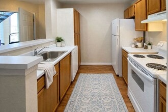 BRITTANY POINT APARTMENTS in Winfield, WV - Building Photo - Building Photo