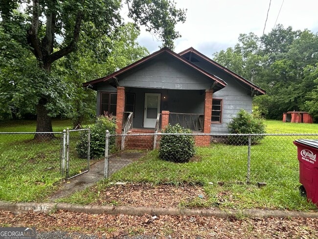 property at 639 Sapp St