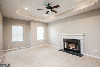 6234 Grand Fox Cir in Flowery Branch, GA - Building Photo - Building Photo