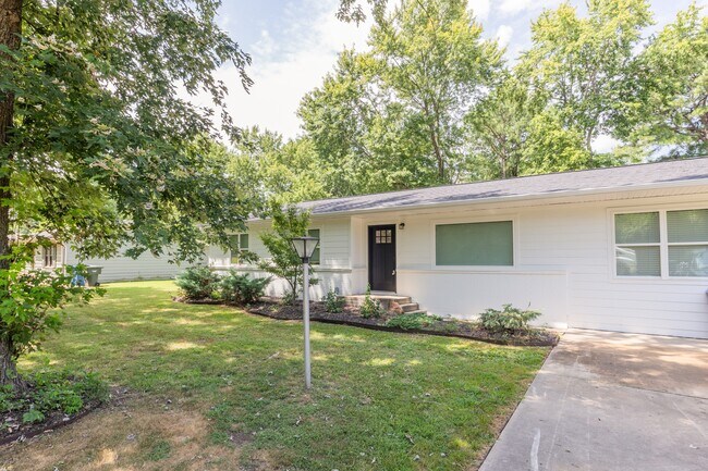 property at 2305 Laverne Ave