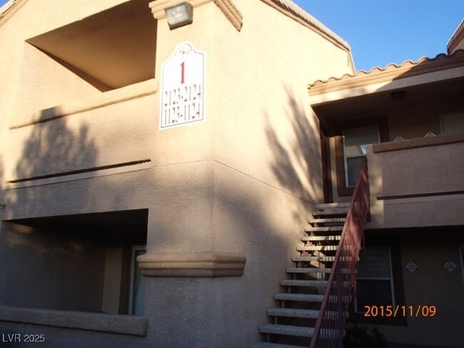 property at 1150 N Buffalo Dr