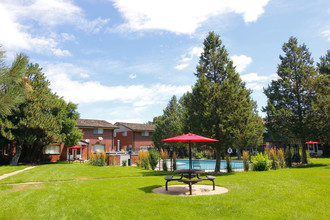 Applewood Gables Townhomes in Golden, CO - Building Photo - Building Photo