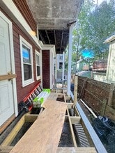 19 Rockview St, Unit 1R in Boston, MA - Building Photo - Building Photo
