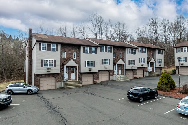 36 Willis ST in Bristol, CT - Building Photo - Building Photo