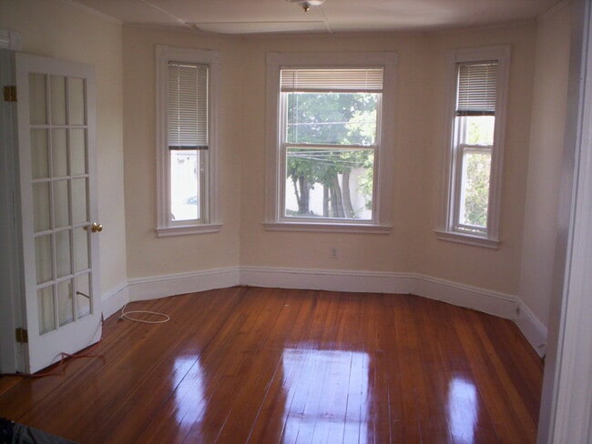 29 Goddard St, Unit 2