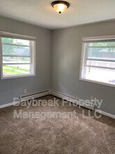 811 7th Ave N in Fargo, ND - Building Photo - Building Photo