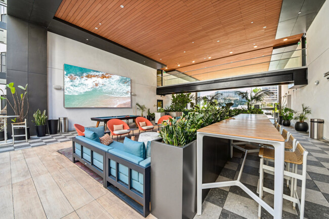 Aster in Long Beach, CA - Building Photo - Building Photo