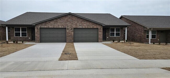 603 NW 69th Ave in Bentonville, AR - Building Photo - Building Photo
