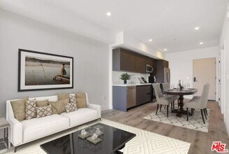 919 S Harvard Blvd in Los Angeles, CA - Building Photo - Building Photo