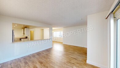 512 Iris Ave-Unit -512 Iris Ave in Newport Beach, CA - Building Photo - Building Photo