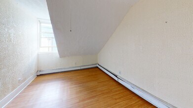 24 Maverick St, Unit ##2 in Boston, MA - Foto de edificio - Building Photo