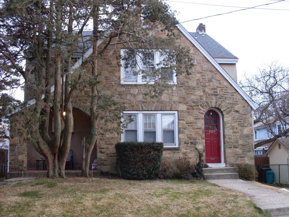 2100 N Franklin St, Unit B in Wilmington, DE - Building Photo